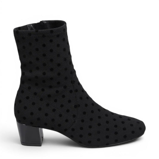 DJANGO & JULIETTE Hartful black stretch ankle bootie with polka dot pattern and block heel.
photo of the right side