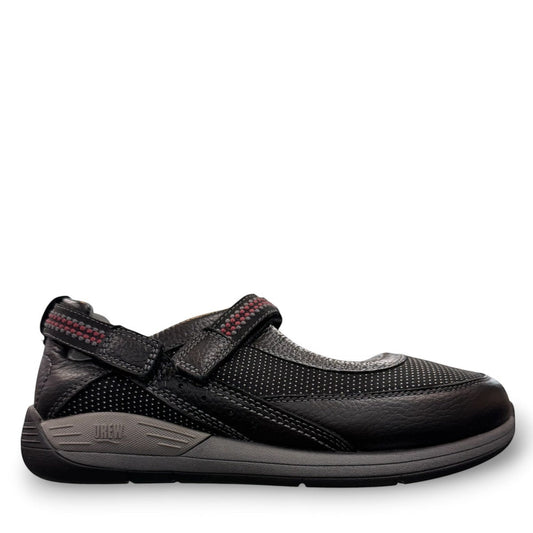Drew Triumph orthopedic shoe in black combo with a durable slip-resistant polyurethane outsole