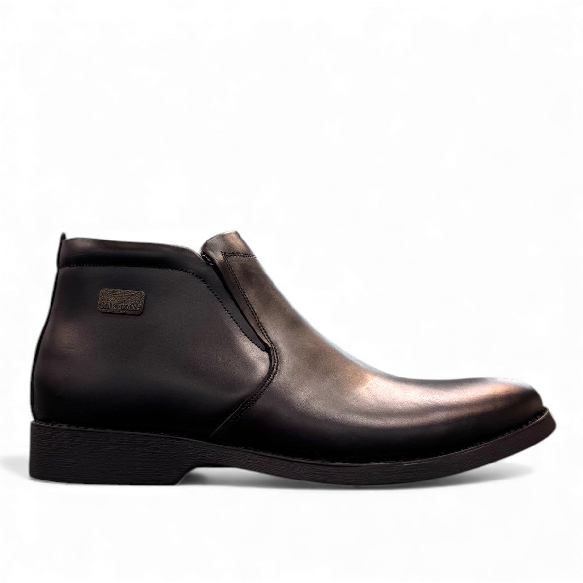 Exon Caspian black leather ankle boots for men with a rubber outsole and side zipper detail. Photo of right side view.