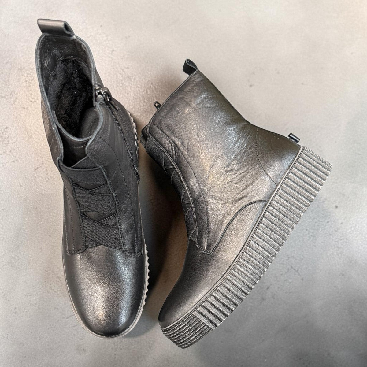 ROAMERS KENNEDY - BLACK