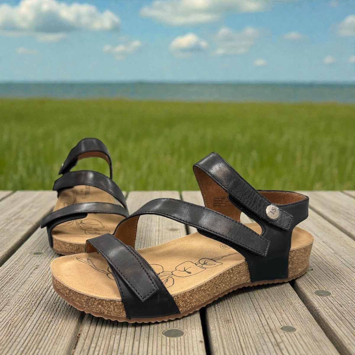 JOSEF SEIBEL TONGA 25 - BLACK