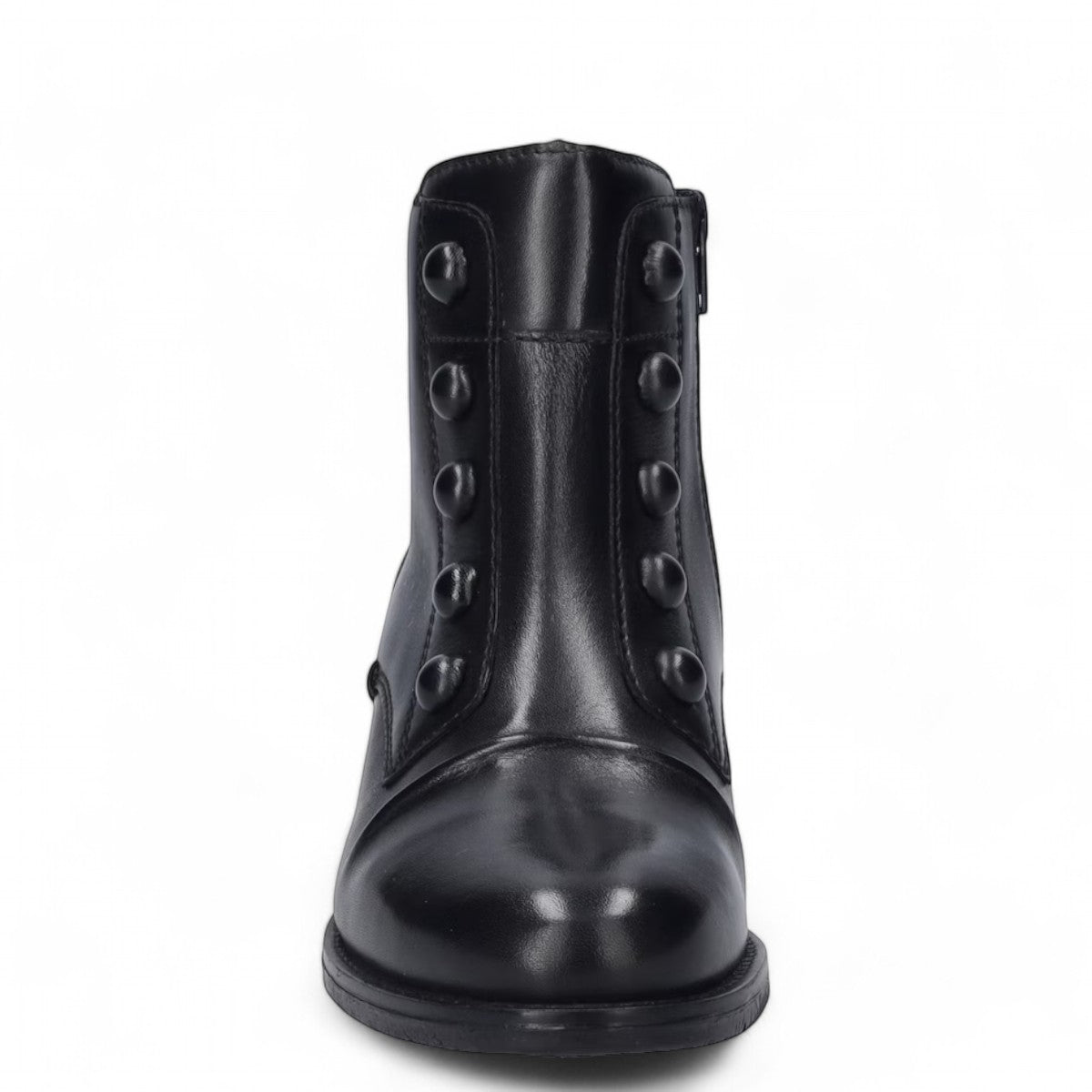 JOSEF SEIBEL SIMONA 04 black leather ankle boots with front button closure and low stacked heel.
photo of the front.