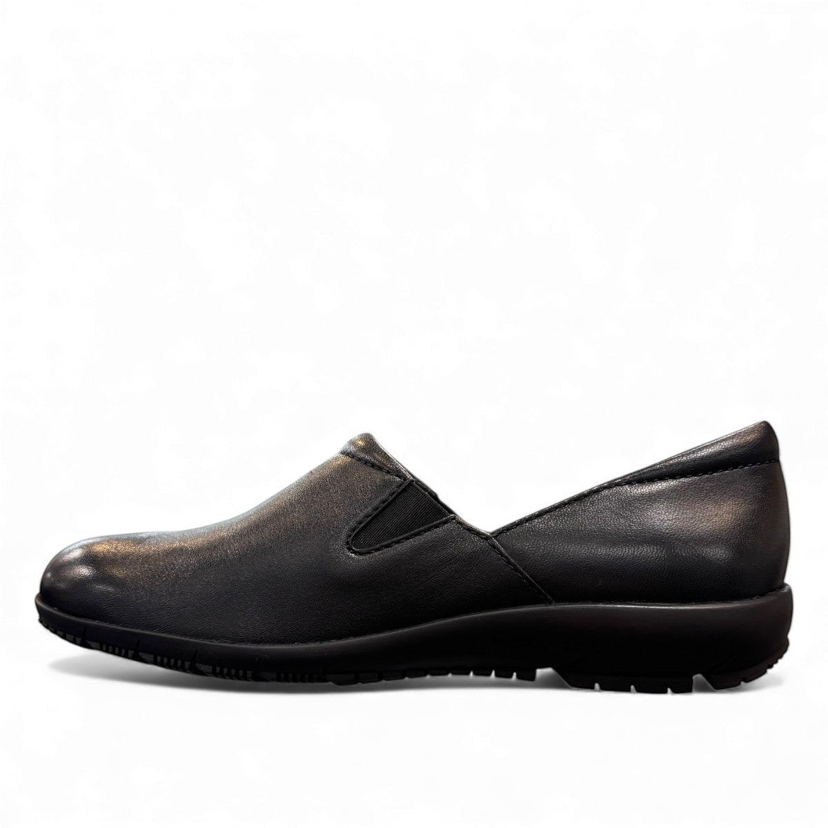 Josef Seibel Charlotte 02 black leather slip-on sneaker with a flexible rubber sole. photo of the left side.