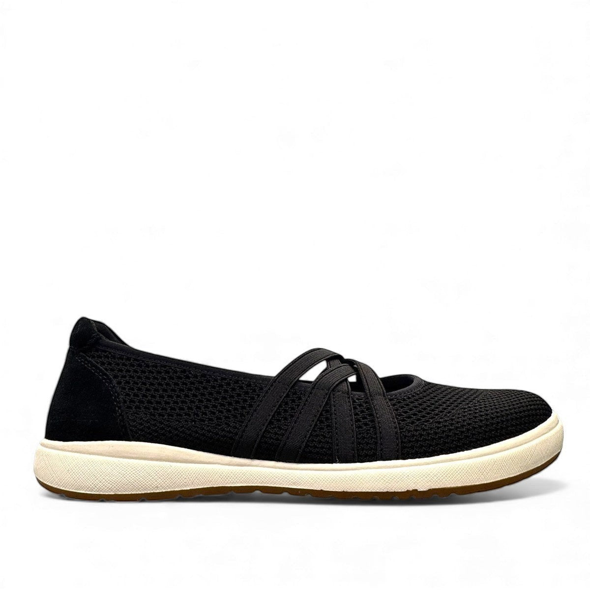Josef Seibel Caren 67 black leather slip-on shoes showing the flexible brown TR-light patterned soles