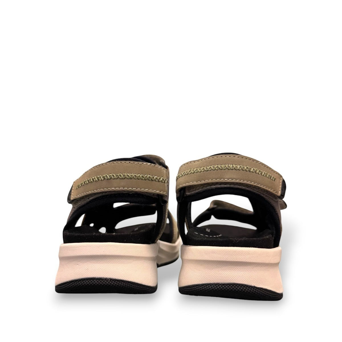 JOSEF SEIBEL Estelle 02 sporty multi-strap sandal with adjustable velcro and chunky white midsole.
photo of the back.