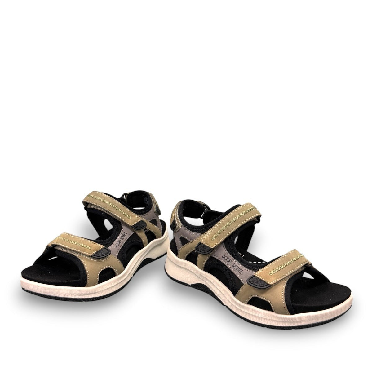 JOSEF SEIBEL Estelle 02 sporty multi-strap sandal with adjustable velcro and chunky white midsole.
photo of the front.
