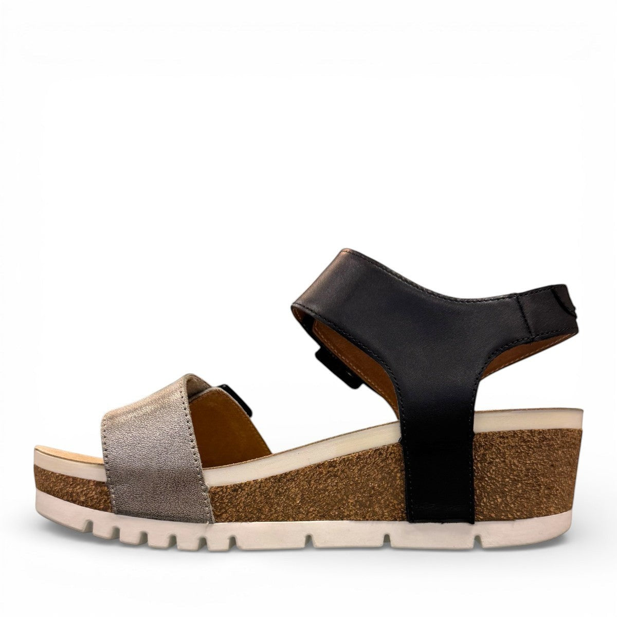 Josef Seibel Quinn 02 wedge sandal in basalt kombi leather with adjustable straps and cork midsole.
photo of the left.
