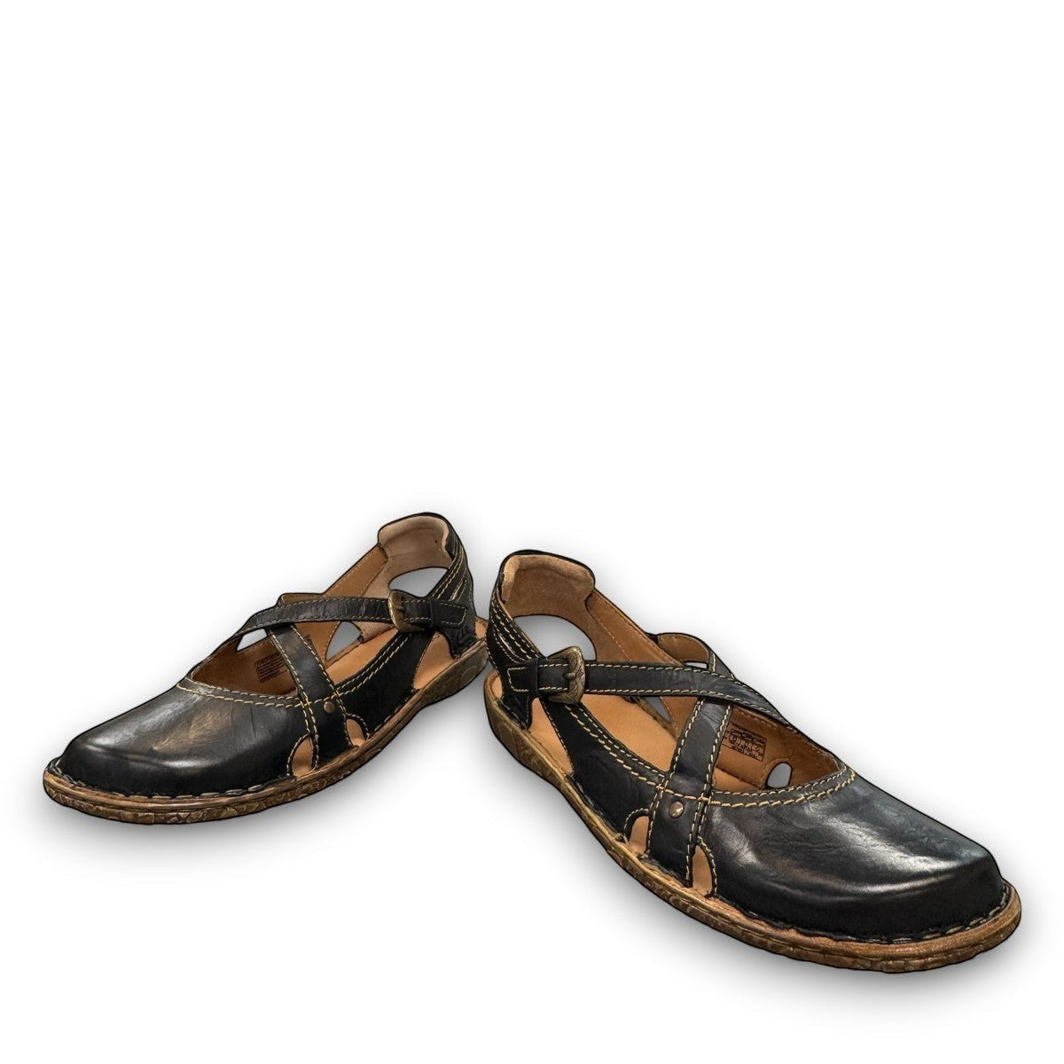 Josef Seibel Rosalie 13 black oiled leather closed-toe sandals with hand-stitched details. Photo from
the front