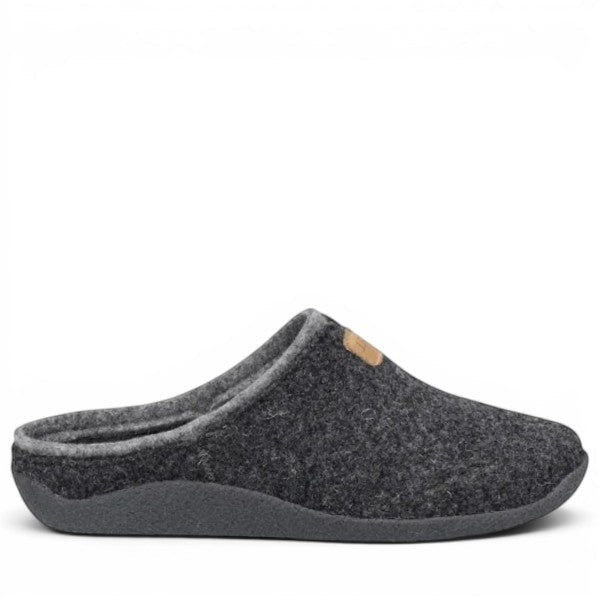 Josef Seibel Vinny anthracite felt slip-on slippers with a cozy textile lining and JS logo detail.
photo of the right side.