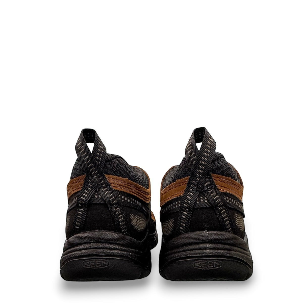 KEEN MEN'S TARGHEE IV VENT hiking shoes in bison and golden yellow nubuck leather with black accents and sole.