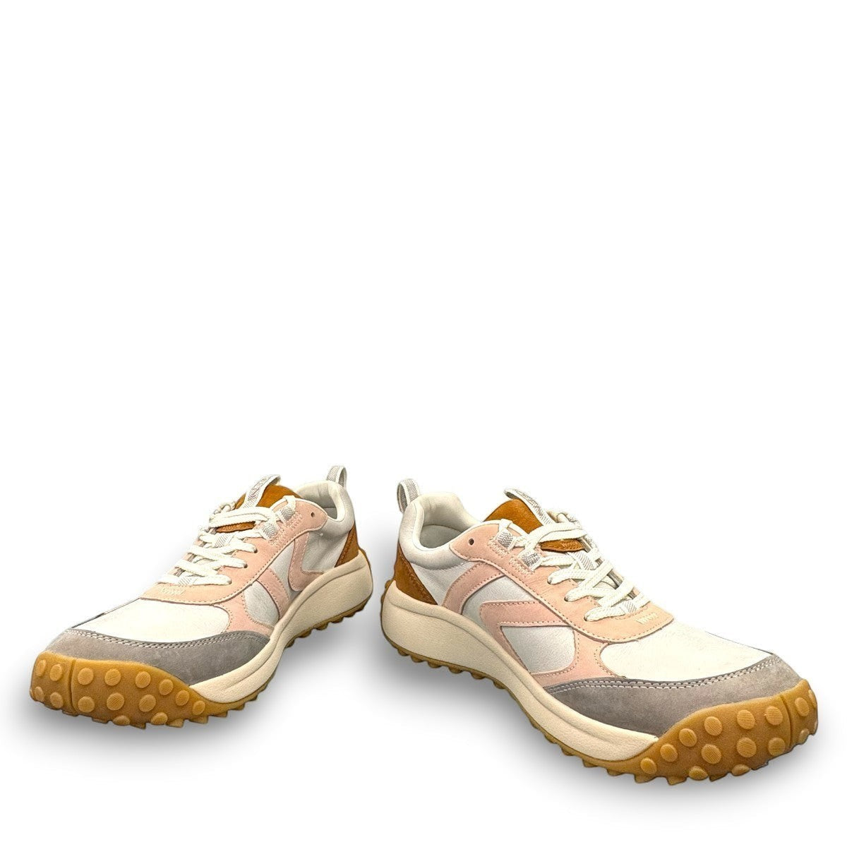 women's KEEN KS86 leather sneakers in maple, cameo rose, white, and grey with a rugged sole.