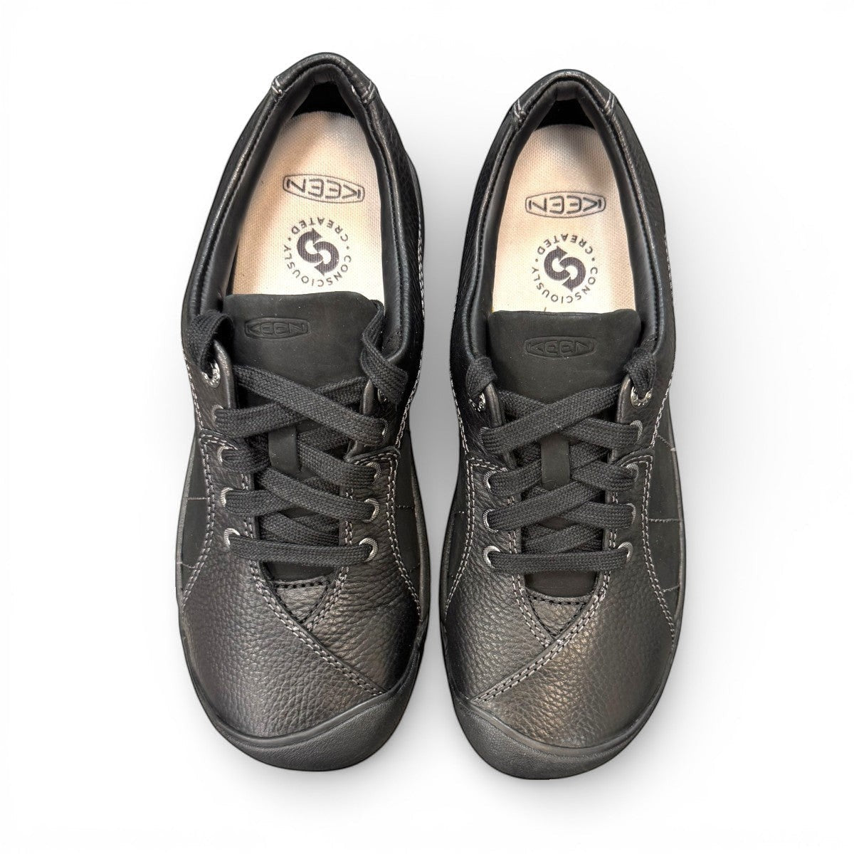 KEEN WOMEN PRESIDIO black magnet leather lace-up shoes with rubber toe bumper and contrast stitching.
