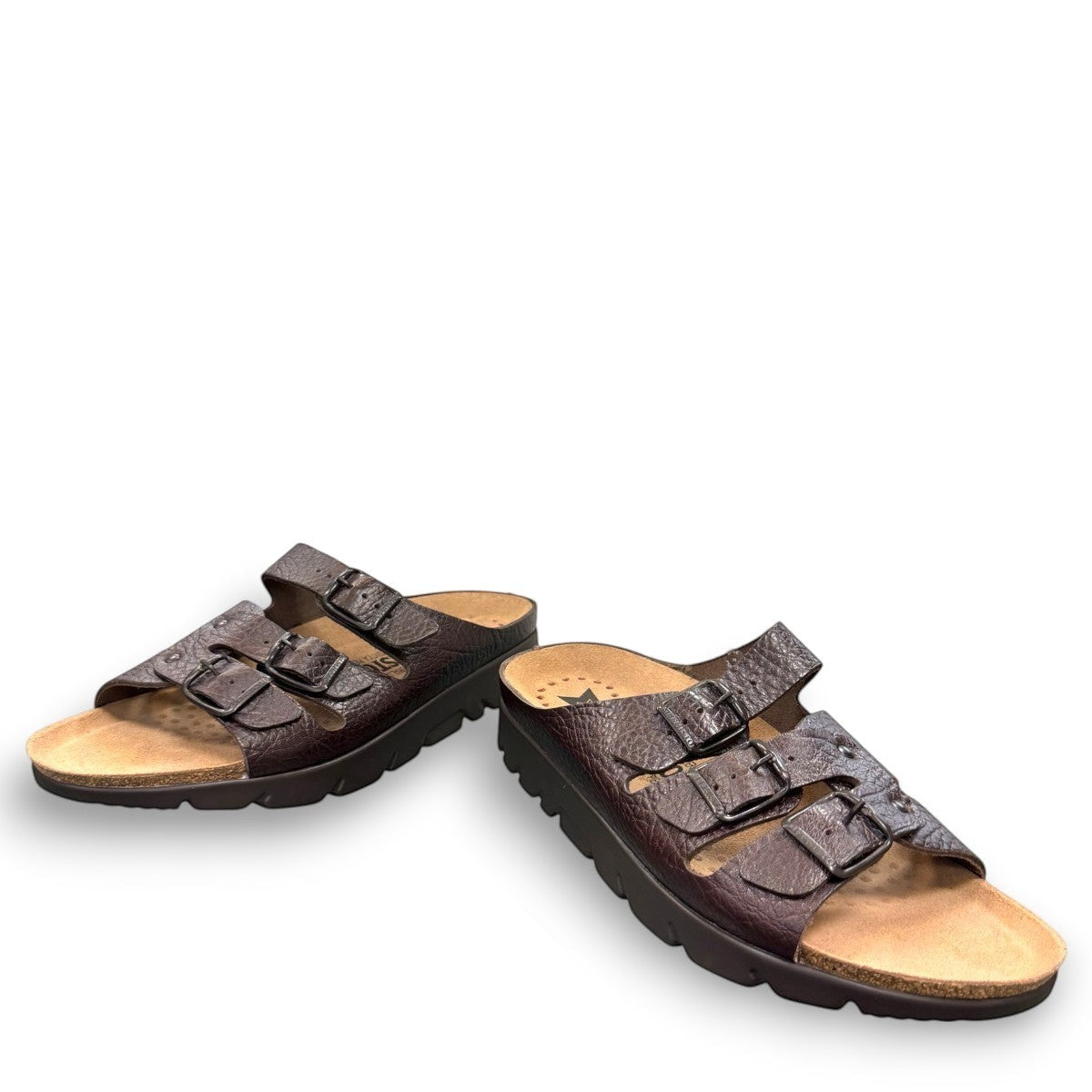 Mephisto Zach Fit dark brown leather sandals showing the textured natural fitness rubber sole