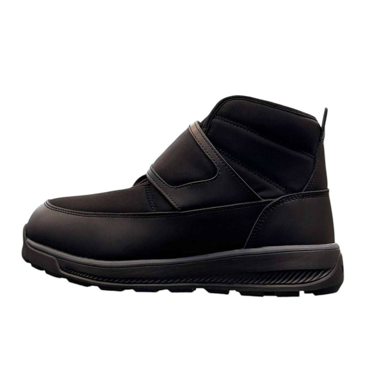 NEXGRIP ICE LITE V 2E black winter boot with leather and soft shell upper and velcro closure.
photo of the left side