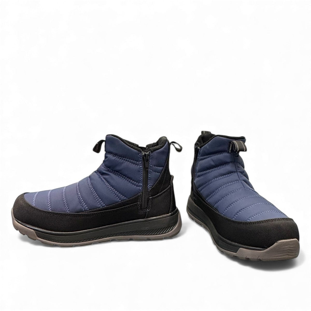navy NexGrip Ice Maeva winter boot with waterproof quilted upper and retractable anti-slip cleat sole.
photo of the front side
