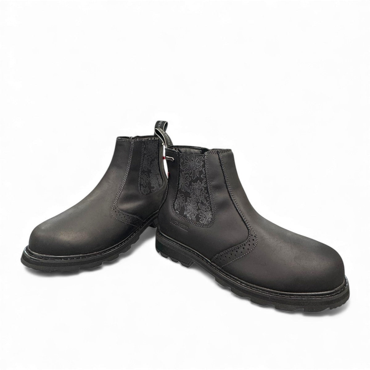 NEXGRIP ICE STELLA 6.0 all black waterproof leather winter boot with floral elastic side panel.
photo of the front side
