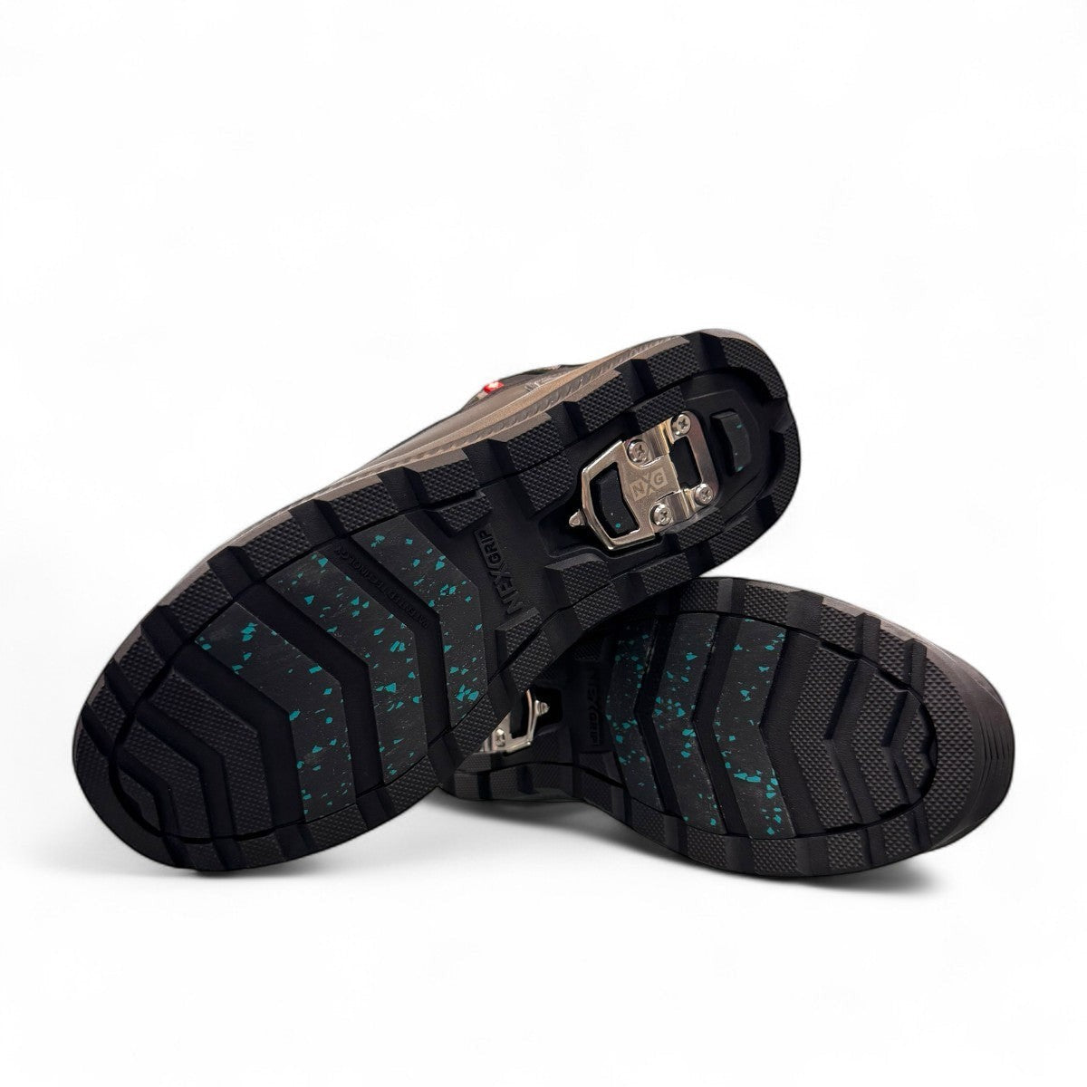 NexGrip Ice Wonder Mid 4.0 black waterproof winter boot with insulated lining and side zipper.
photo of the bottom side
