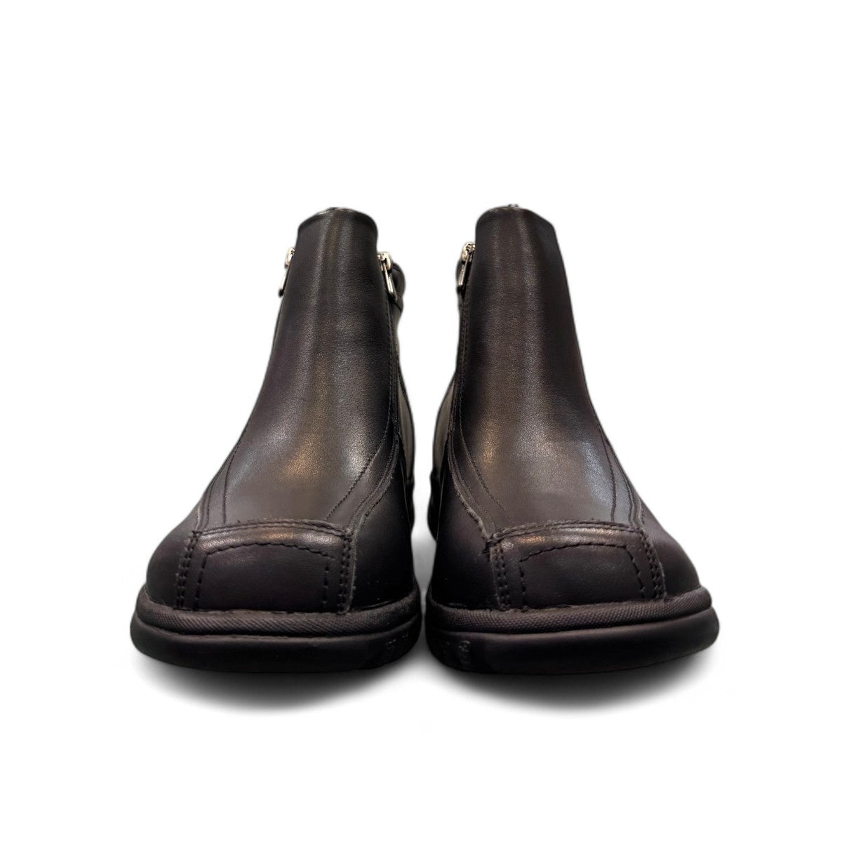 ORTHO FLEX F5111L black mid-ankle boot with side zipper, wool-like lining, and durable low-heel sole.
photo of the front side