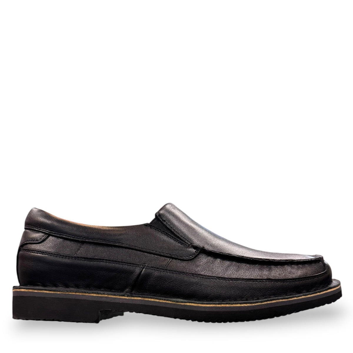 Propet Flynn black leather slip-on shoe with twin gore panels and a durable rubber outsole.
photo of the right side