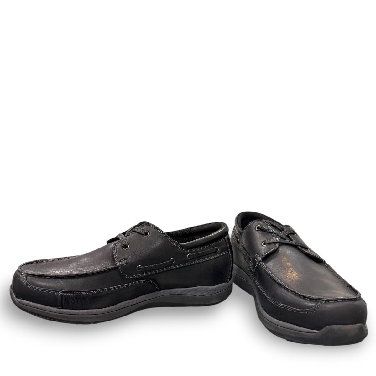 Propet Pomeroy black leather boat shoe with lace-up closure and supportive EVA midsole.
photo of the front side