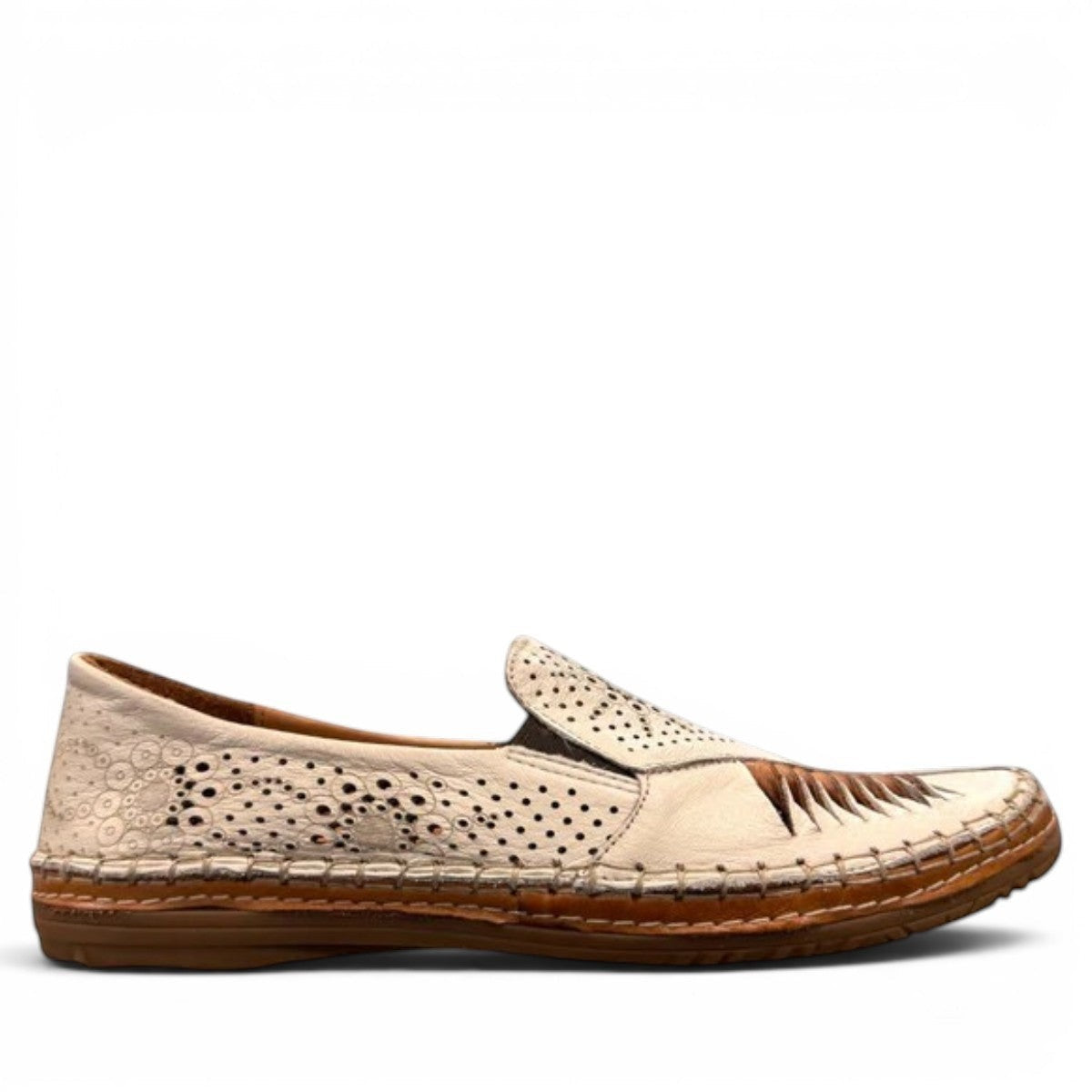 Roamers Atzi eggnog leather flat with cutout details and cushioned footbed.
photo of the right side