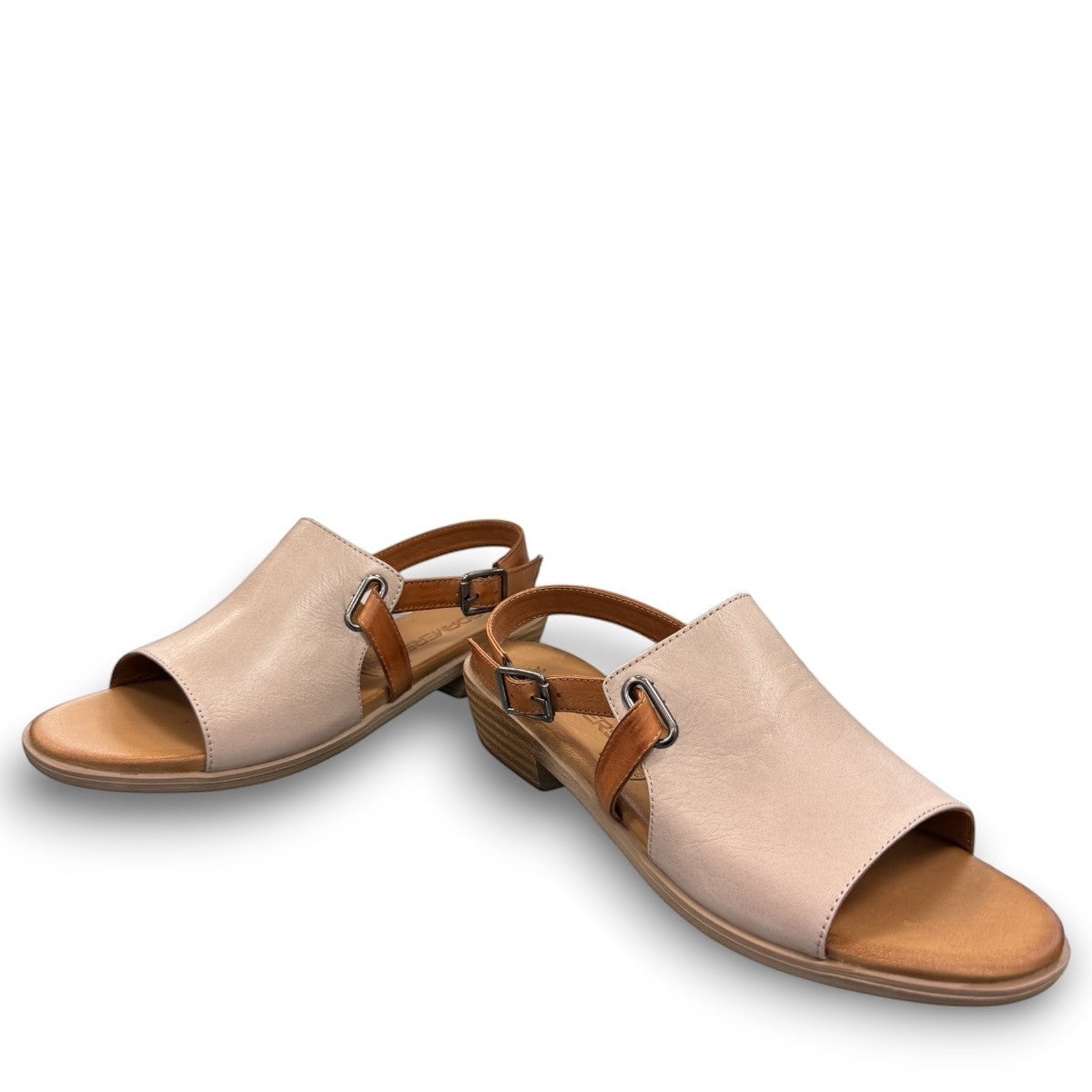 Roamers Jude low heel sandal in silver grey leather with a tan strap and side buckle closure.
photo of the front side