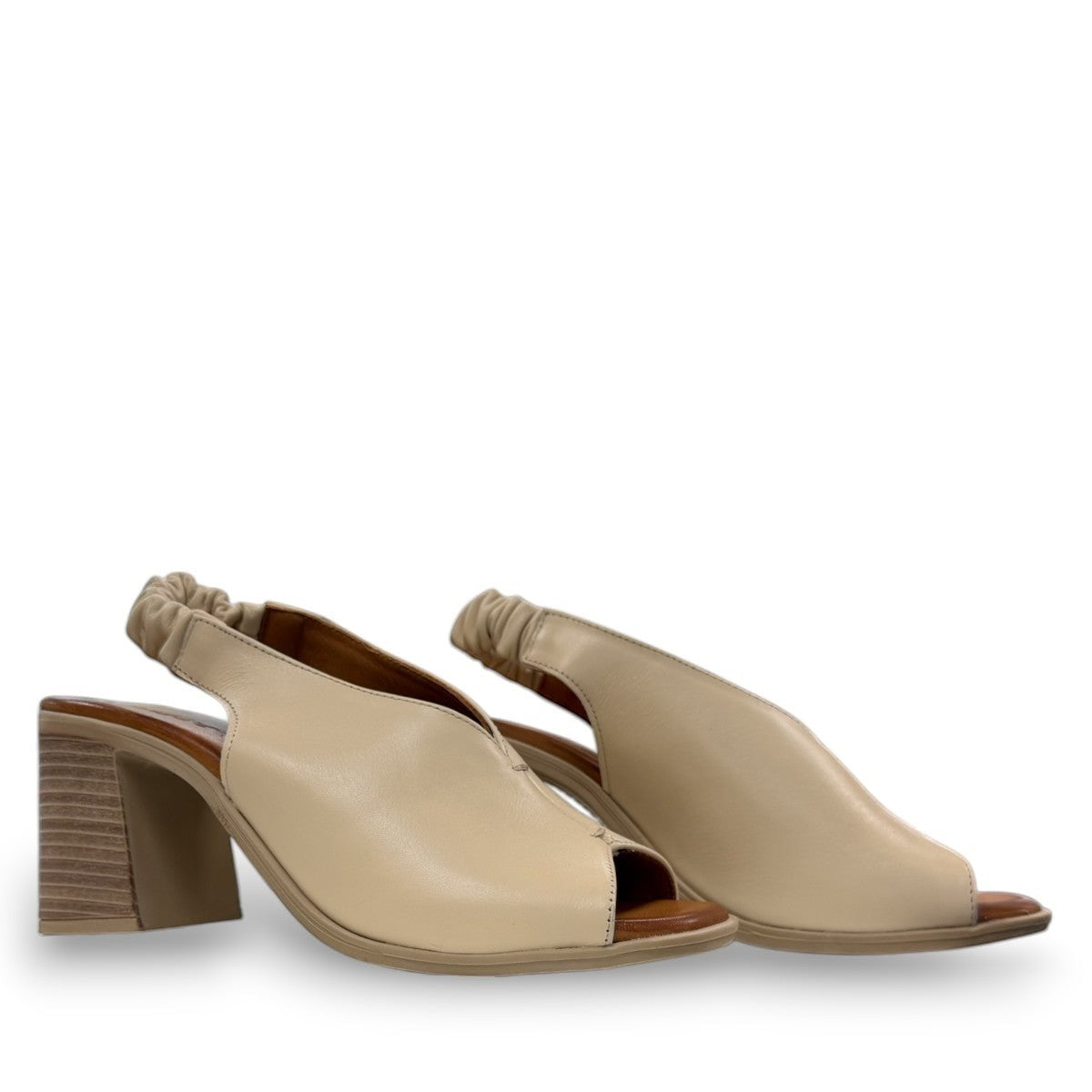 Roamers Qiana bone leather slingback heels with a 3-inch block heel and elasticated back strap
photo of the side
