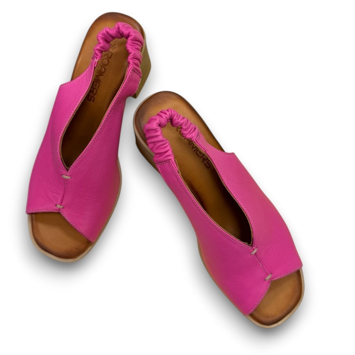 Roamers Qiana fuchsia leather slingback sandals with a 3-inch block heel and elasticated back strap.
photo of the top side