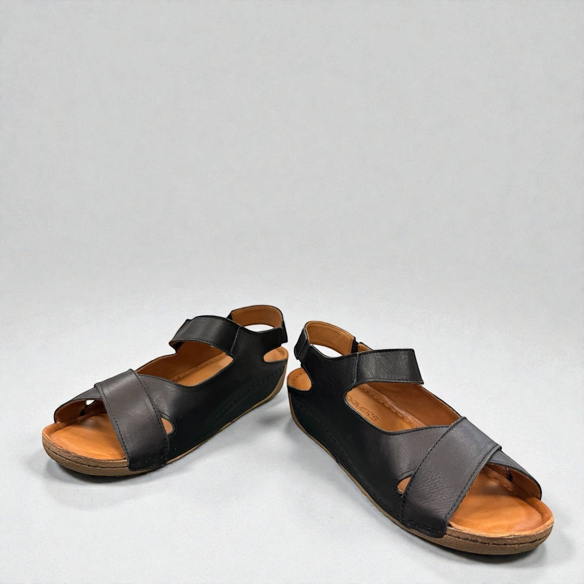 Roamers Talani black leather sandals with a velcro instep strap and comfortable rubber outsole.
photo of the front side