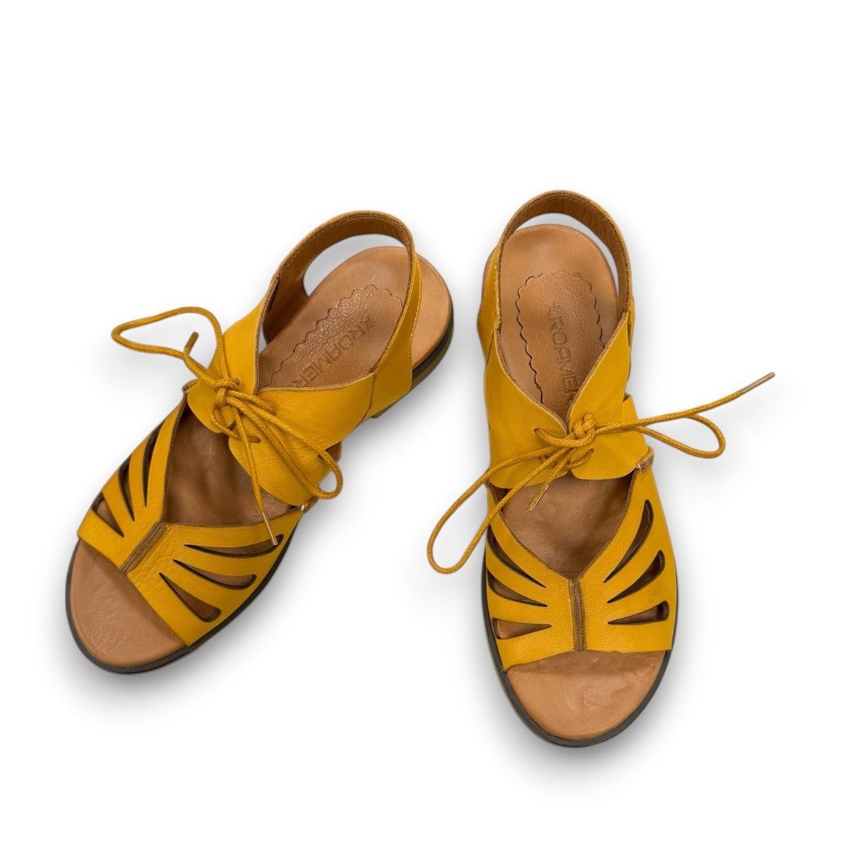 Roamers Vienna yellow leather sandals with lace-up closure, cut-out toe detail, and low block heel.
photo of the top side