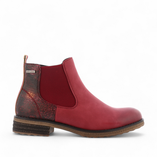 Romika Rachel 01 bordo red waterproof ankle boot with textured heel panel and elastic side gore.
photo of the right side