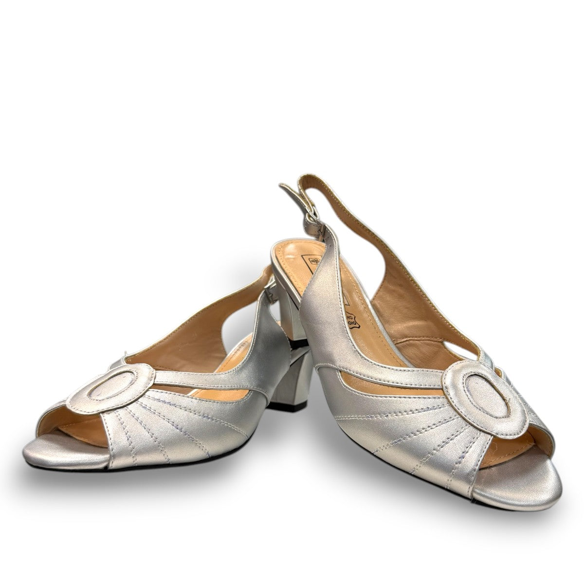 Sabatini of Florence SF12 silver metallic slingback heels with a comfortable block heel and peep toe.
photo of the front side