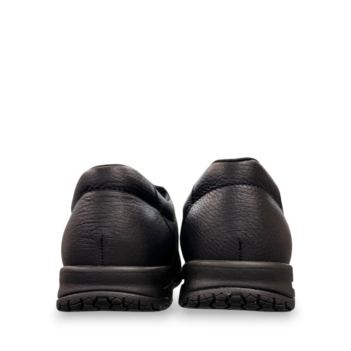 SAS Navigator black water-resistant leather slip-on shoe with non-slip X-Tra Grip sole.
photo of the back side