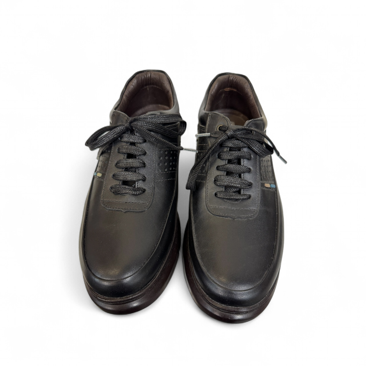 Satel Abgineh black leather lace-up shoe with perforated side detail and durable rubber outsole. Photo of front view.