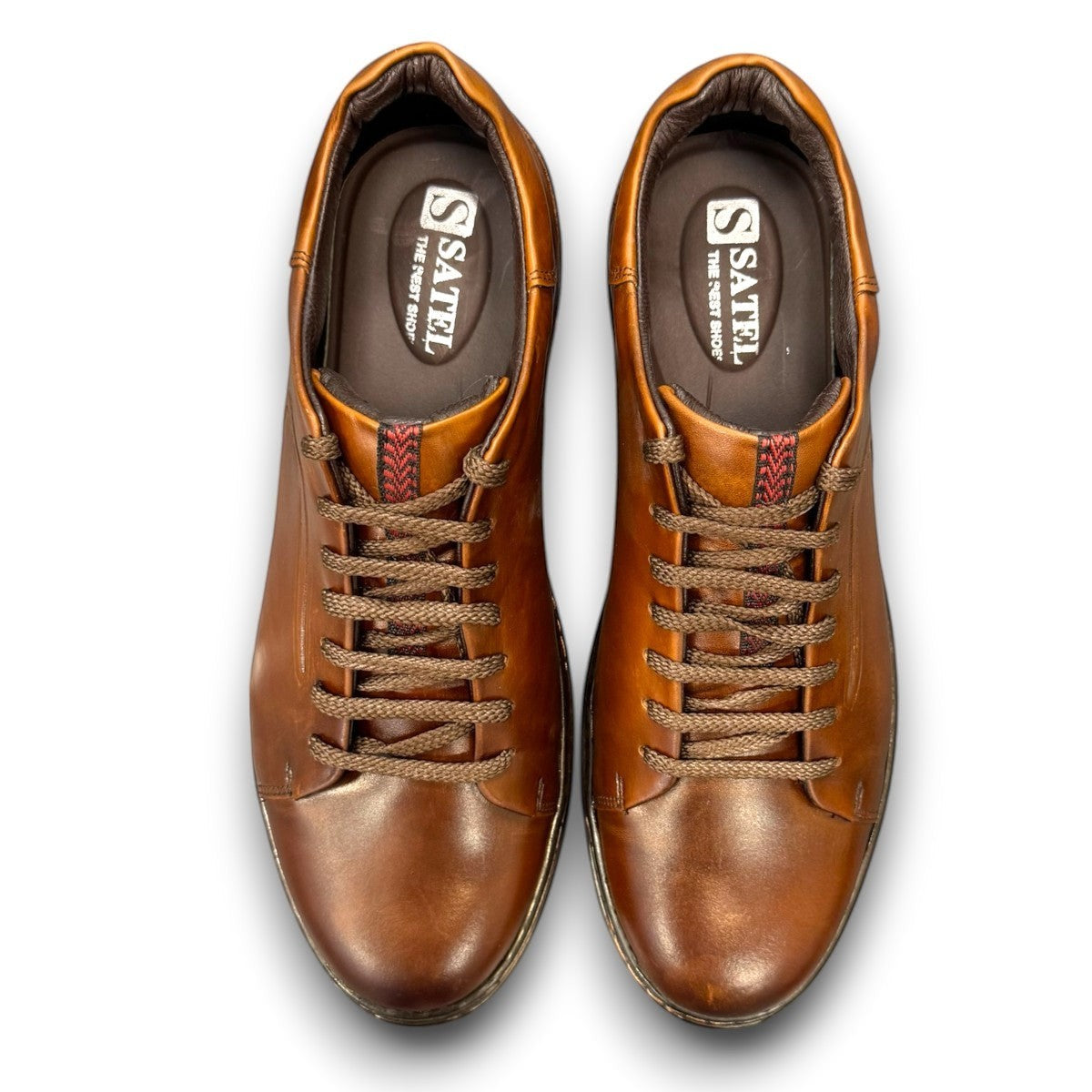 Description:
1. Genuine Leather Upper for a Polished finish
2. Leather Lining for Breathability and Comfort
3. Durable Rubber Outsole with Excellent Traction
4. Lace-up Closure for a Secure, Adjustable Fit
5. Ideal for Formal Occasions or Smart Casual Wear
6. Detailed with Subtle Handmade Stitching for a Refined, distinctive look.