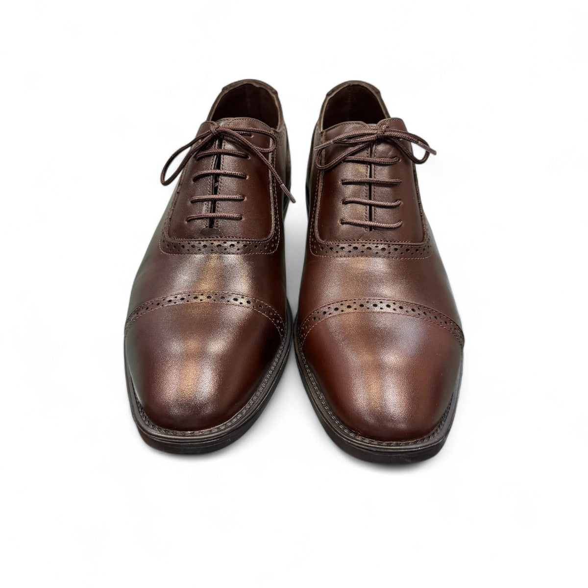 Description:
1. Genuine Leather Upper for a Polished finish
2. Leather Lining for Breathability and Comfort
3. Durable Rubber Outsole with Excellent Traction
4. Lace-up Closure for a Secure, Adjustable Fit
5. Ideal for Formal Occasions or Smart Casual Wear
6. Detailed with Subtle Handmade Stitching for a Refined, distinctive look.