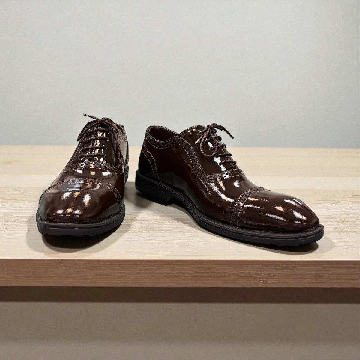Description:
1. Genuine Leather Upper for a Polished finish
2. Leather Lining for Breathability and Comfort
3. Durable Rubber Outsole with Excellent Traction
4. Lace-up Closure for a Secure, Adjustable Fit
5. Ideal for Formal Occasions or Smart Casual Wear
6. Detailed with Subtle Handmade Stitching for a Refined, distinctive look.