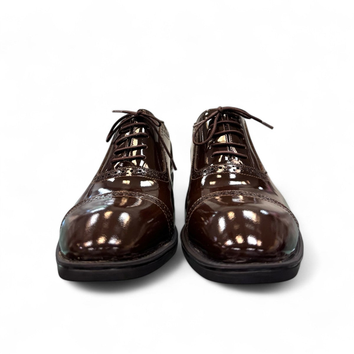 Description:
1. Genuine Leather Upper for a Polished finish
2. Leather Lining for Breathability and Comfort
3. Durable Rubber Outsole with Excellent Traction
4. Lace-up Closure for a Secure, Adjustable Fit
5. Ideal for Formal Occasions or Smart Casual Wear
6. Detailed with Subtle Handmade Stitching for a Refined, distinctive look.