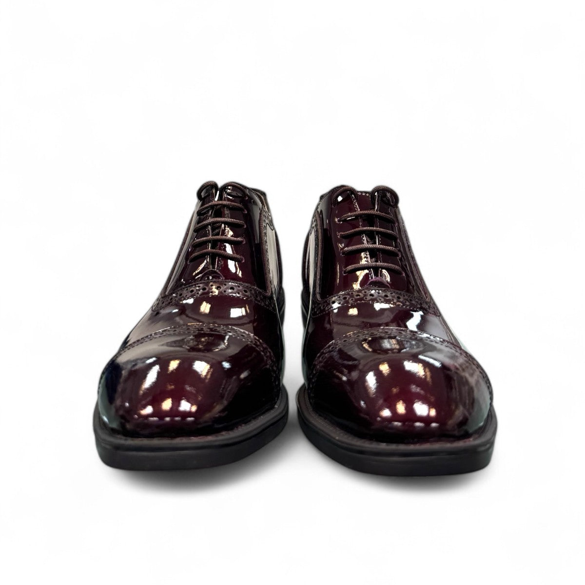 Description:
1. Genuine Leather Upper for a Polished finish
2. Leather Lining for Breathability and Comfort
3. Durable Rubber Outsole with Excellent Traction
4. Lace-up Closure for a Secure, Adjustable Fit
5. Ideal for Formal Occasions or Smart Casual Wear
6. Detailed with Subtle Handmade Stitching for a Refined, distinctive look.