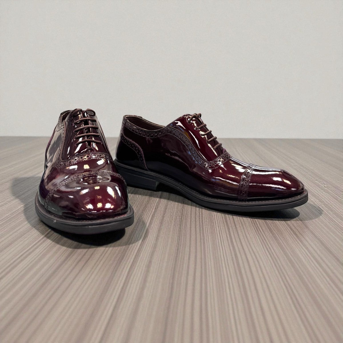 Description:
1. Genuine Leather Upper for a Polished finish
2. Leather Lining for Breathability and Comfort
3. Durable Rubber Outsole with Excellent Traction
4. Lace-up Closure for a Secure, Adjustable Fit
5. Ideal for Formal Occasions or Smart Casual Wear
6. Detailed with Subtle Handmade Stitching for a Refined, distinctive look.