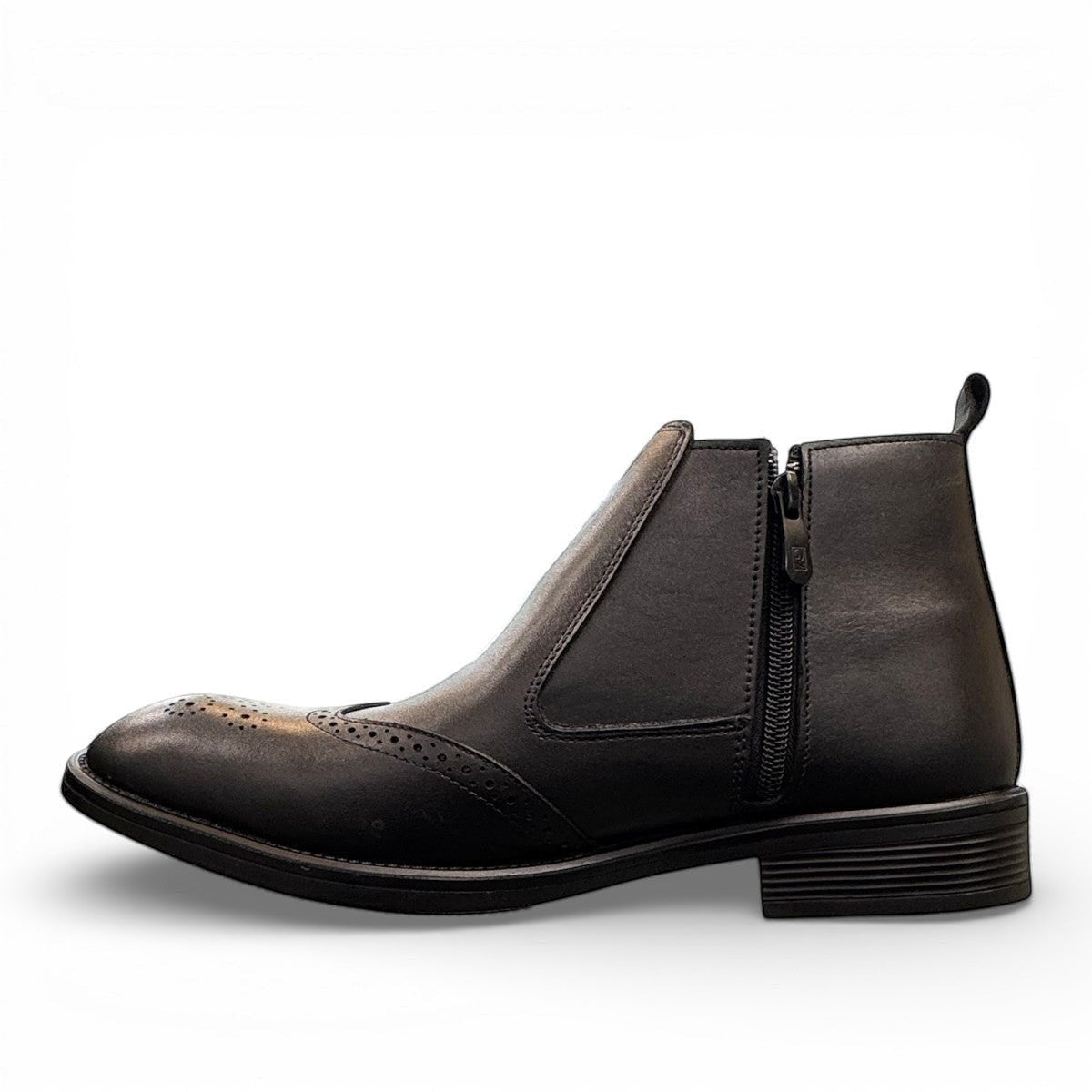 SATEL MASHHAD 2- BLACK Description:
1. Genuine Leather Upper boots for a Polished finish
2. Leather Lining for Breathability and Comfort
3. Durable Rubber Outsole with Excellent Traction
4. Ideal for Formal Occasions or Smart Casual Wear
5. Detailed with Subtle Handmade Stitching for a Refined, distinctive look.
