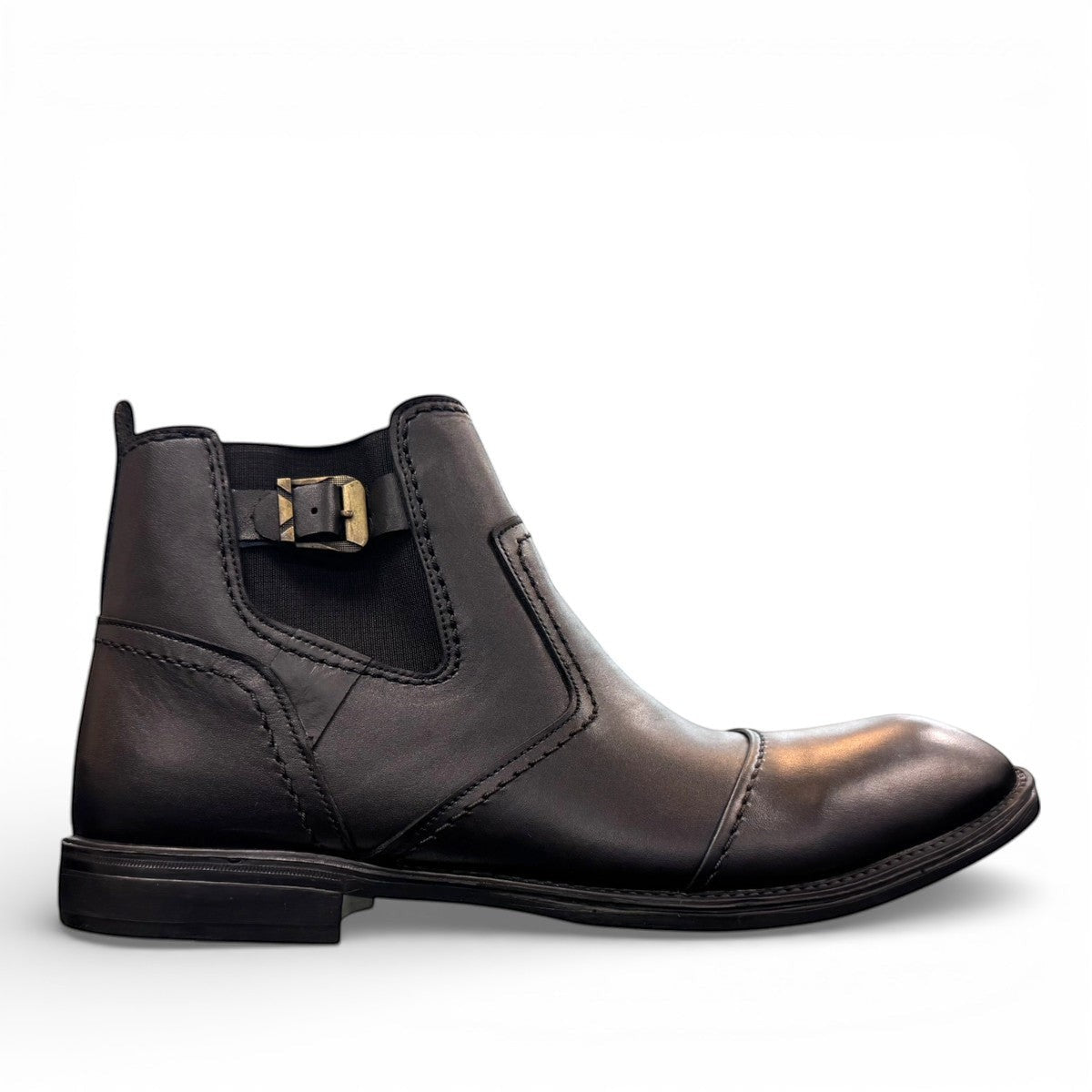 SATEL PERSIA  2- BLACK Description:
1. Genuine Leather Upper boots for a Polished finish
2. Leather Lining for Breathability and Comfort
3. Durable Rubber Outsole with Excellent Traction
4. Ideal for Formal Occasions or Smart Casual Wear
5. Detailed with Subtle Handmade Stitching for a Refined, distinctive look.
