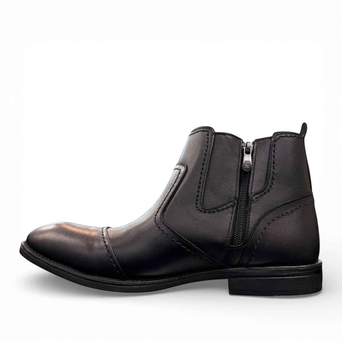 SATEL PERSIA  2- BLACK Description:
1. Genuine Leather Upper boots for a Polished finish
2. Leather Lining for Breathability and Comfort
3. Durable Rubber Outsole with Excellent Traction
4. Ideal for Formal Occasions or Smart Casual Wear
5. Detailed with Subtle Handmade Stitching for a Refined, distinctive look.
