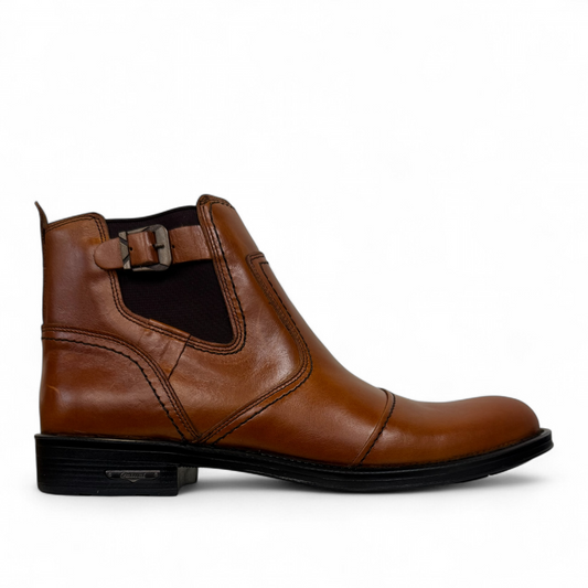 Satel Persia light brown genuine leather ankle boots with side buckle and detailed stitching. Photo of right side view.