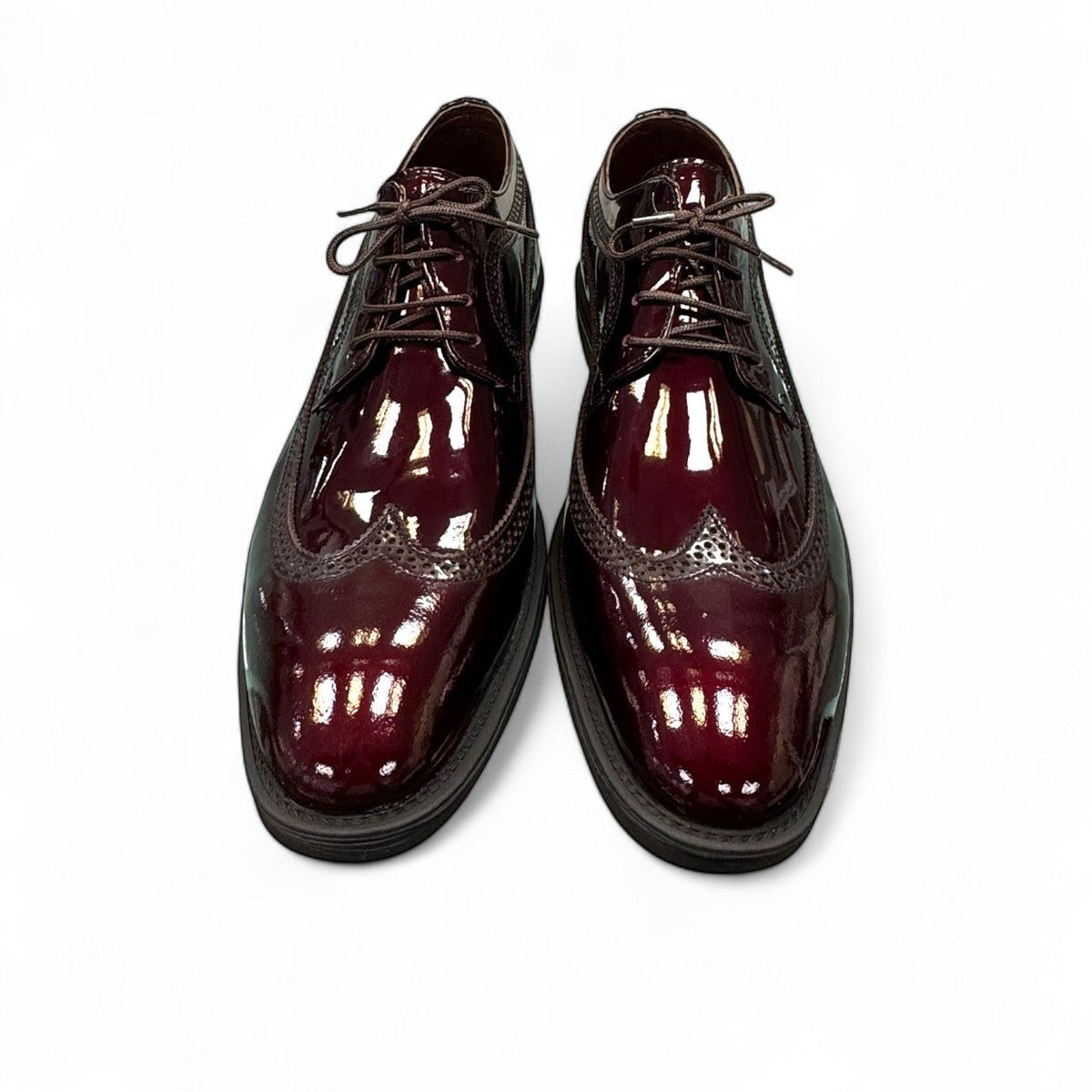 Description:
1. Genuine Leather Upper for a Polished finish
2. Leather Lining for Breathability and Comfort
3. Durable Rubber Outsole with Excellent Traction
4. Lace-up Closure for a Secure, Adjustable Fit
5. Ideal for Formal Occasions or Smart Casual Wear
6. Detailed with Subtle Handmade Stitching for a Refined, distinctive look.