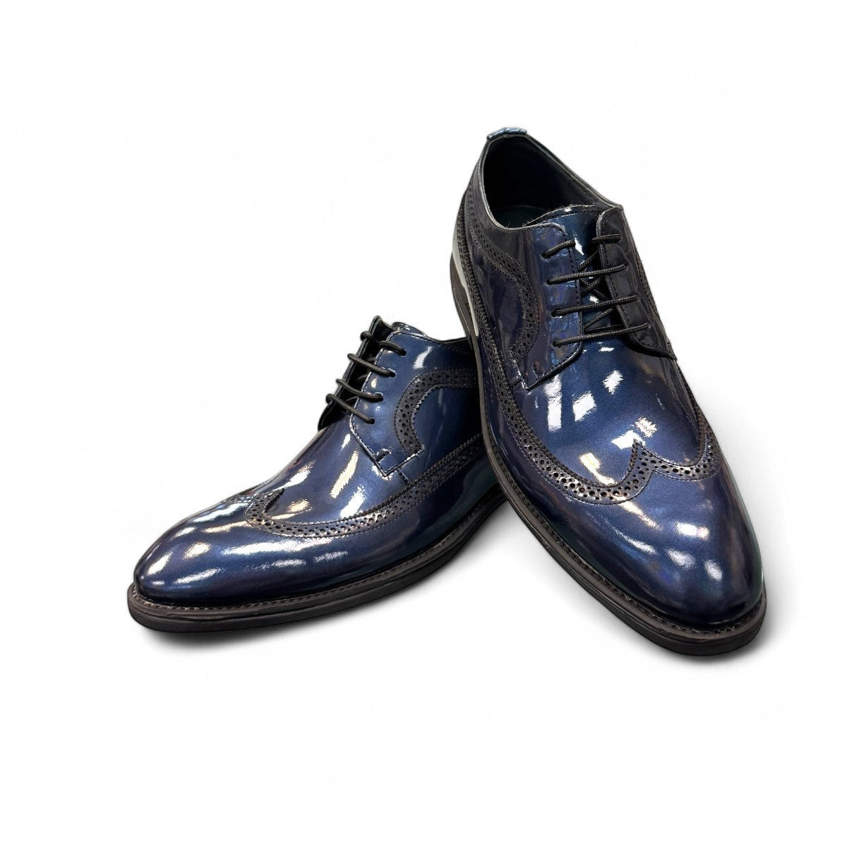 Description:
1. Genuine Leather Upper for a Polished finish
2. Leather Lining for Breathability and Comfort
3. Durable Rubber Outsole with Excellent Traction
4. Lace-up Closure for a Secure, Adjustable Fit
5. Ideal for Formal Occasions or Smart Casual Wear
6. Detailed with Subtle Handmade Stitching for a Refined, distinctive look.
