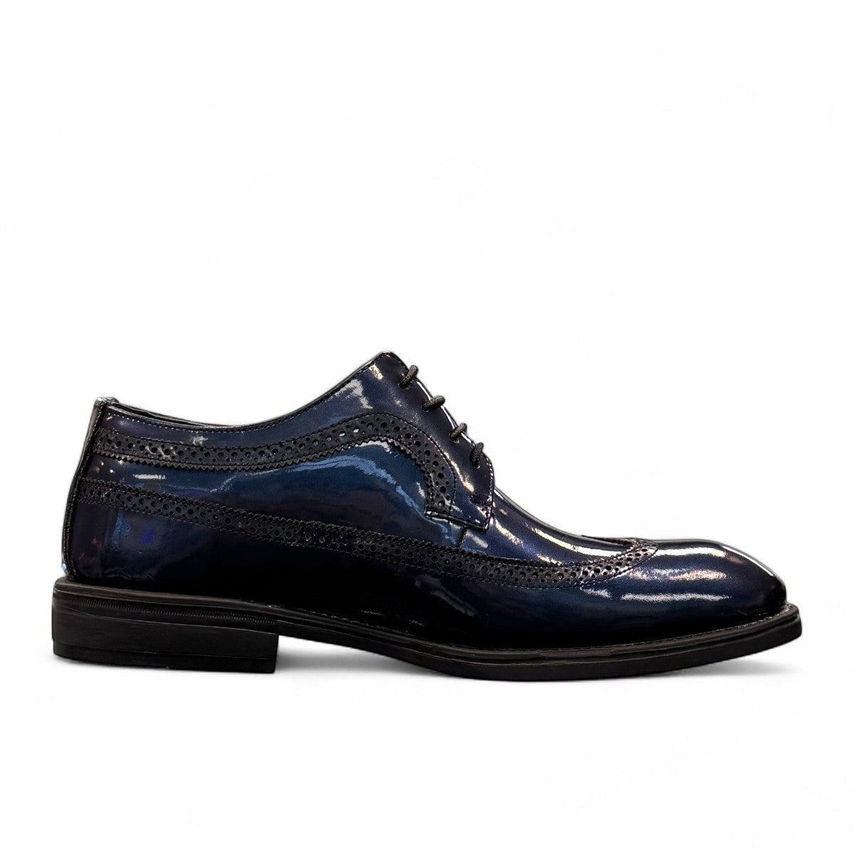Description:
1. Genuine Leather Upper for a Polished finish
2. Leather Lining for Breathability and Comfort
3. Durable Rubber Outsole with Excellent Traction
4. Lace-up Closure for a Secure, Adjustable Fit
5. Ideal for Formal Occasions or Smart Casual Wear
6. Detailed with Subtle Handmade Stitching for a Refined, distinctive look.