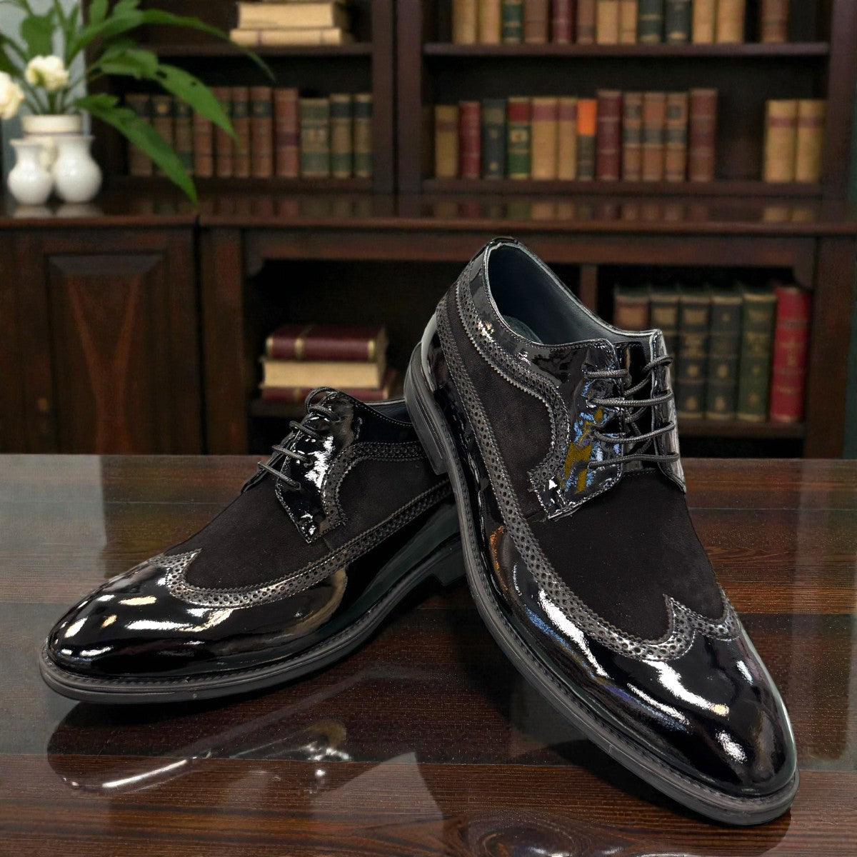 Description:
1. Genuine Leather and suede Upper for a Polished finish
2. Leather Lining for Breathability and Comfort
3. Durable Rubber Outsole with Excellent Traction
4. Lace-up Closure for a Secure, Adjustable Fit
5. Ideal for Formal Occasions or Smart Casual Wear
6. Detailed with Subtle Handmade Stitching for a Refined, distinctive look.