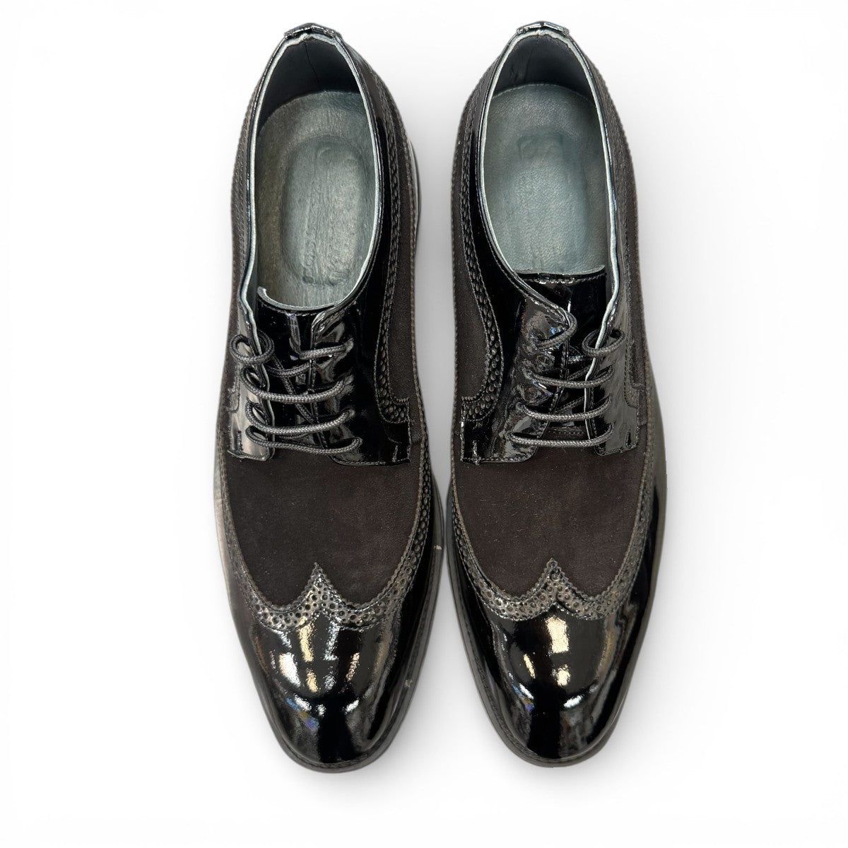 Description:
1. Genuine Leather and suede Upper for a Polished finish
2. Leather Lining for Breathability and Comfort
3. Durable Rubber Outsole with Excellent Traction
4. Lace-up Closure for a Secure, Adjustable Fit
5. Ideal for Formal Occasions or Smart Casual Wear
6. Detailed with Subtle Handmade Stitching for a Refined, distinctive look.