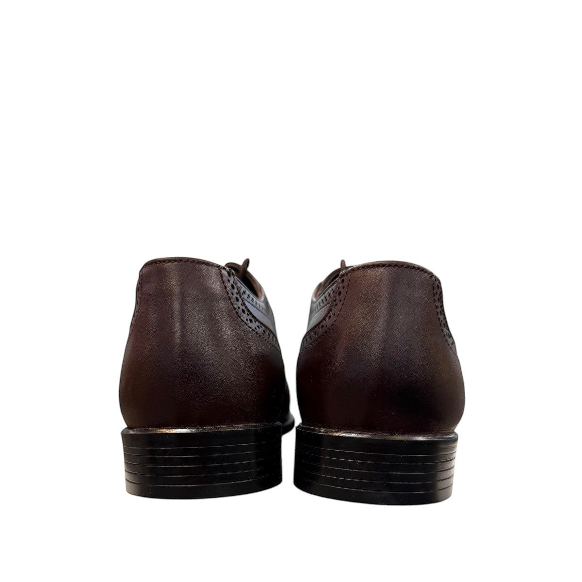 Description:
1. Genuine Leather Upper for a Polished finish
2. Leather Lining for Breathability and Comfort
3. Durable Rubber Outsole with Excellent Traction
4. Lace-up Closure for a Secure, Adjustable Fit
5. Ideal for Formal Occasions or Smart Casual Wear
6. Detailed with Subtle Handmade Stitching for a Refined, distinctive look.